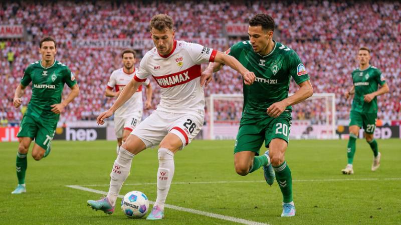 Spielszene zwischen dem VfB Stuttgart und Werder Bremen in der MHPArena